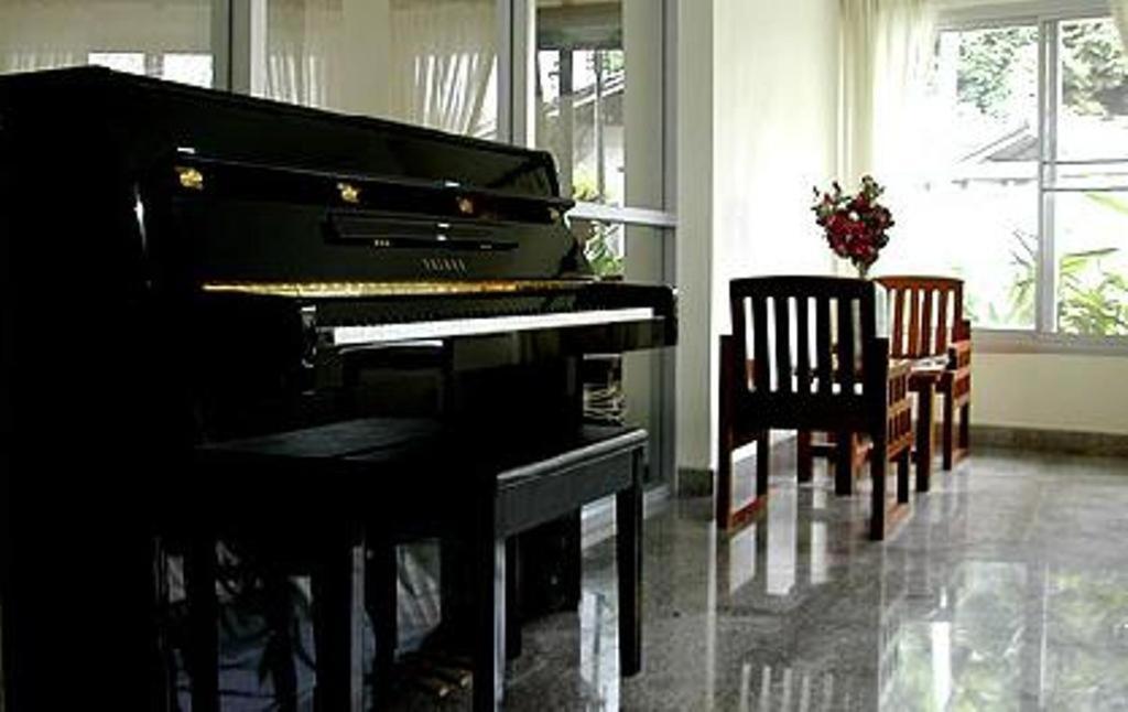 สงวนมาลี แมนชั่น Hotel เชียงใหม่ ภายนอก รูปภาพ