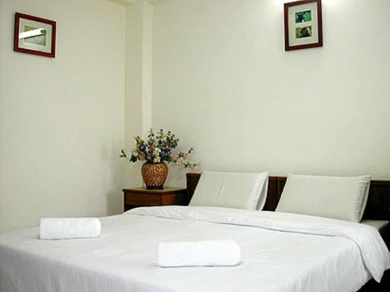 สงวนมาลี แมนชั่น Hotel เชียงใหม่ ภายนอก รูปภาพ